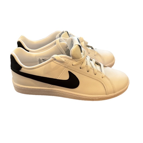 Nike Men's Court RoyaleSize 7.5 White Black Low Top Casual Tennis NWOB